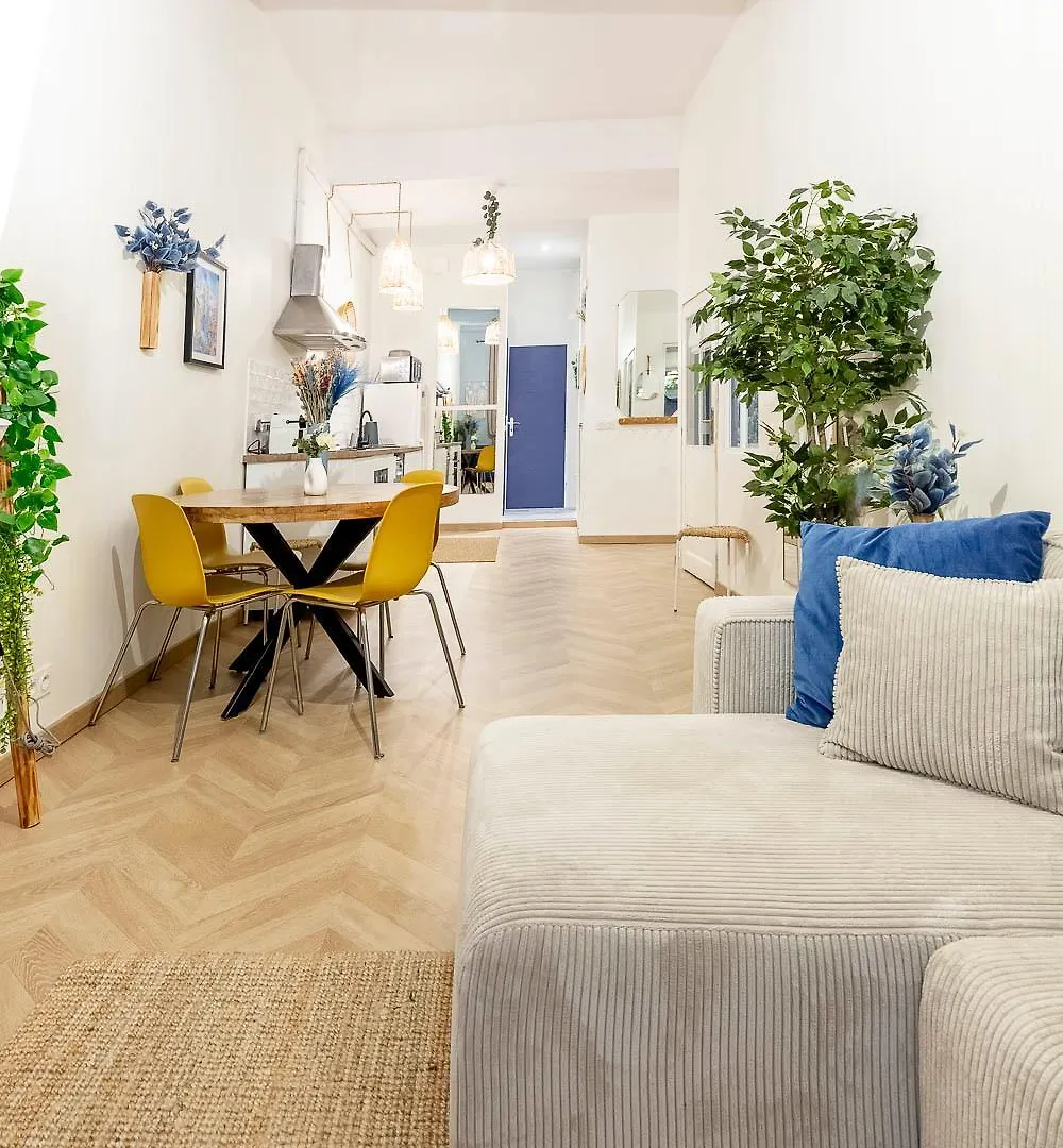 Boho Chic Apartment In Old Town ニース フランス