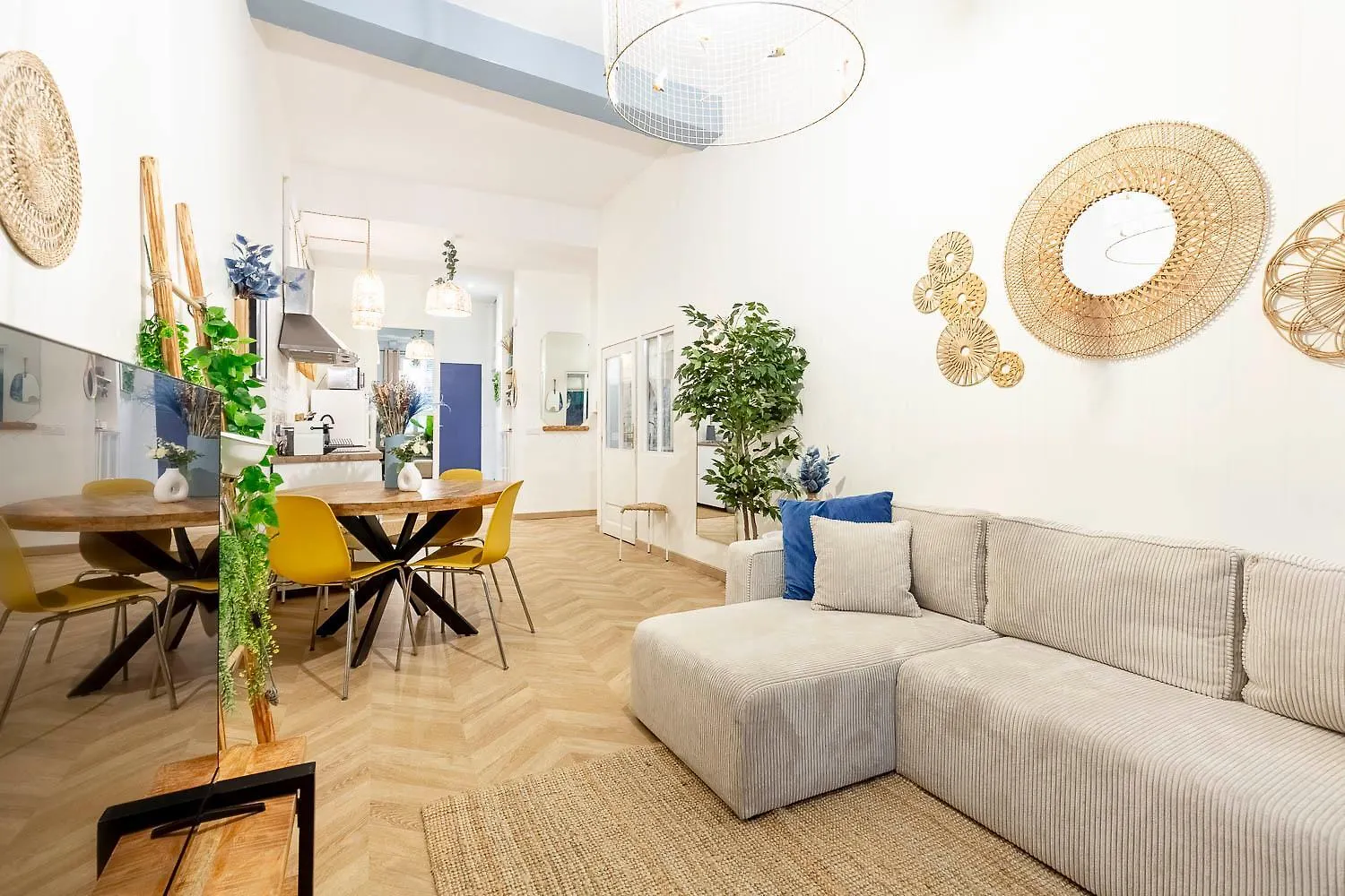 Boho Chic Apartment In Old Town ニース