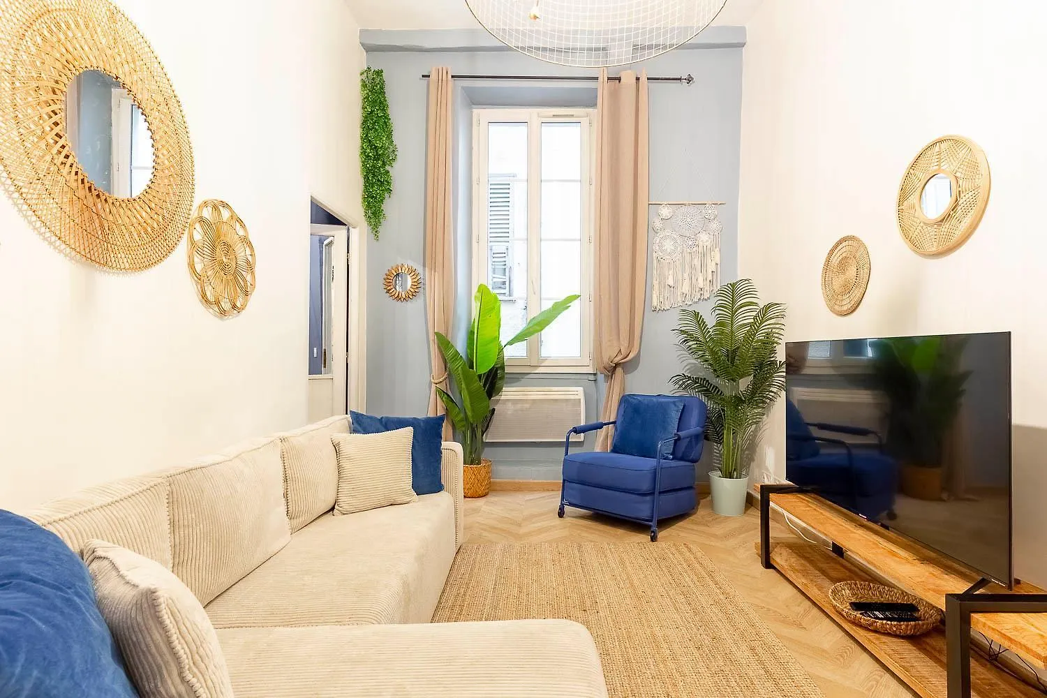 Boho Chic Apartment In Old Town ニース