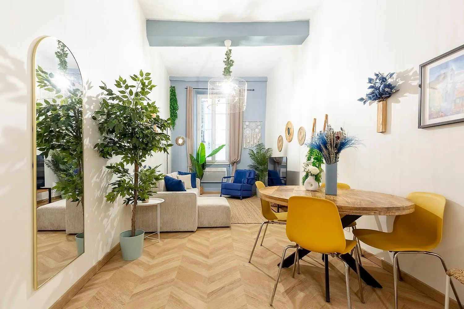 Boho Chic Apartment In Old Town ニース フランス